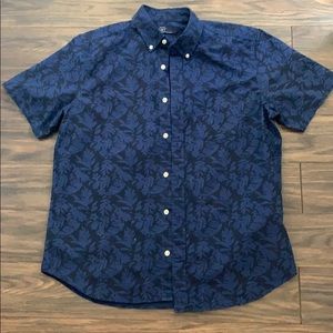 Gap Men’s Tropical Short Sleeve Button up
